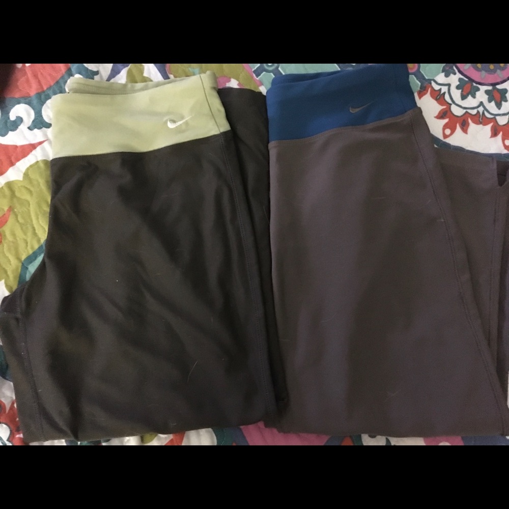 2pr. NIKE Capri length work out pants.